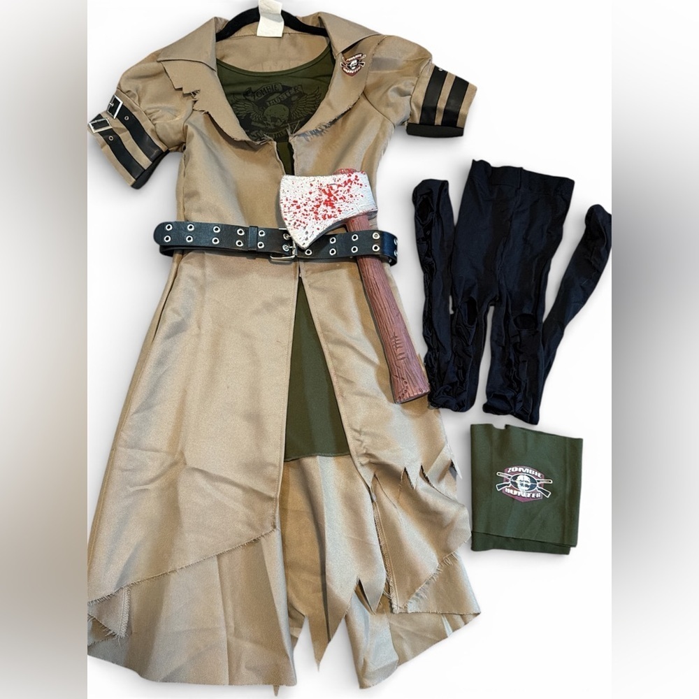 Spirit Halloween 5pc Zombie Hunter Girls Costume Youth Size Large 12-14